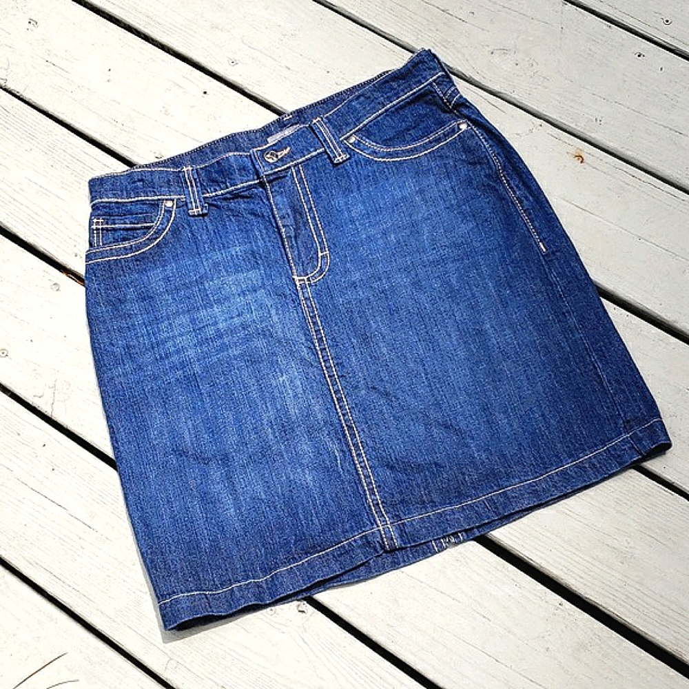 Cabelas jean skirt